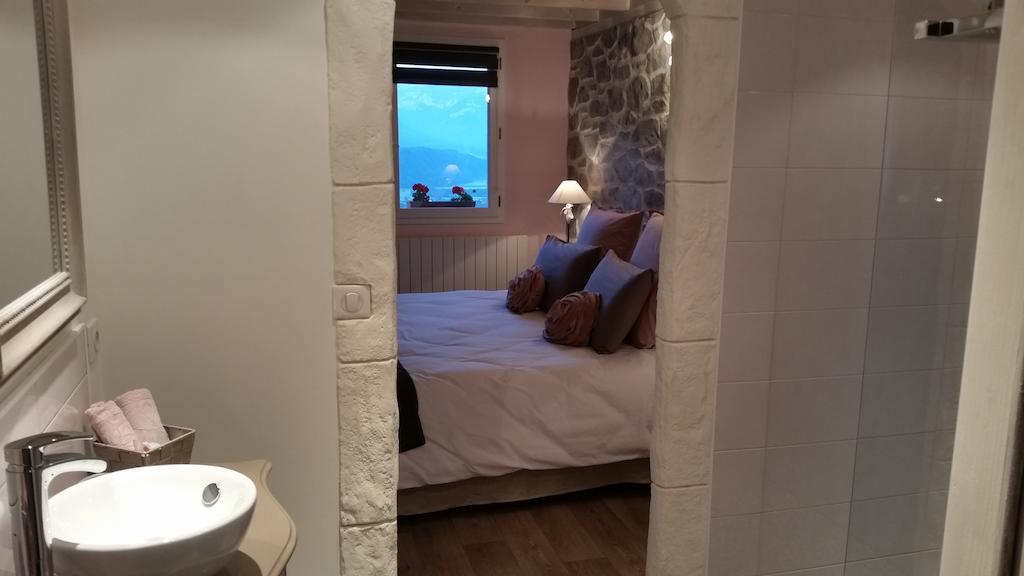 La Maison Sur Les Nuages Hotell Saint-Christophe  Rum bild