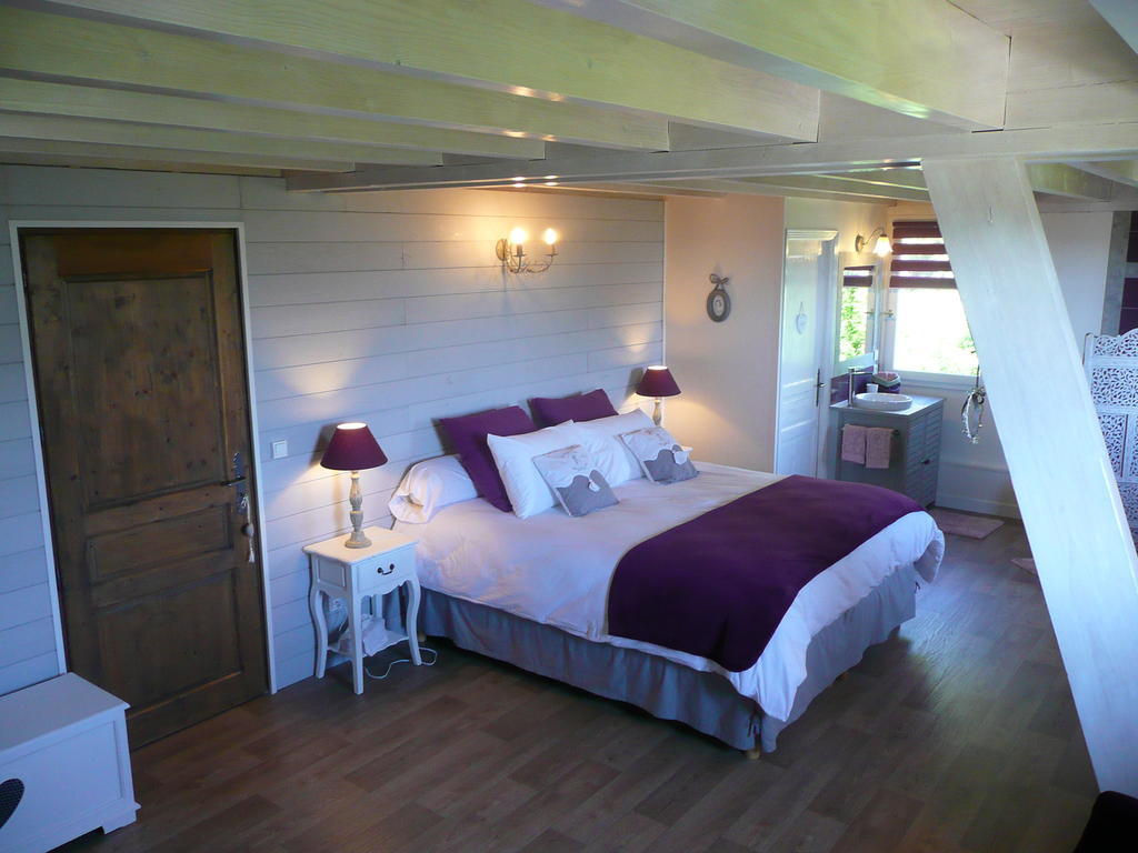 La Maison Sur Les Nuages Hotell Saint-Christophe  Rum bild